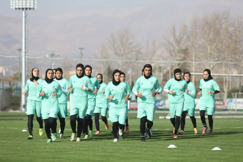 Varzeshland: ‼️ اولین اردو آماده‌سازی تیم‌ملی زنان🇮🇷 جعفری، ۲۵ بازیکن را فراخواند📌 نخستین اردوی آماده سازی تیم ملی فوتبال بانوان بعد 
