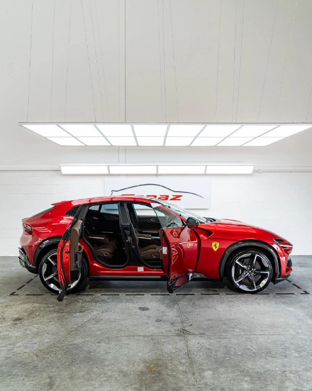 Ferrari Purosangue 3