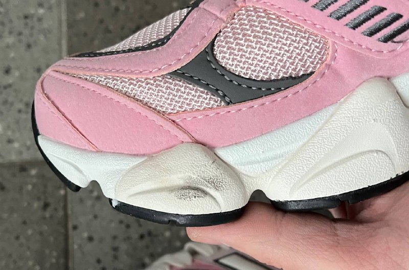 New Balance New Balance 9060 Pink Granite