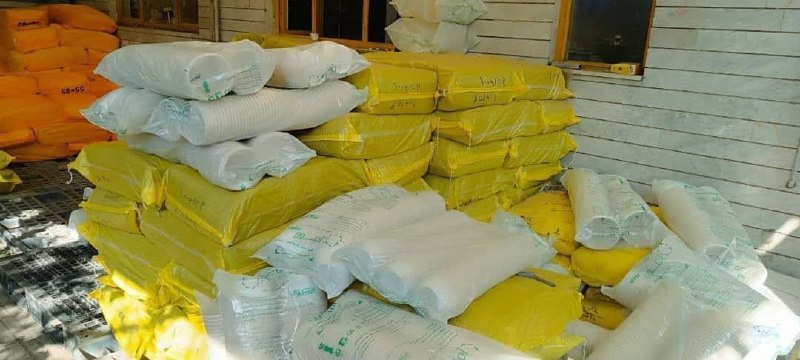 گیلان پرس: 🔺کشف ۷۲ تن نهاده دامی و خوراکی 🔹 رئیس پلیس امنیت اقتصادی گیلان از کشف انبارهای احتکار نهادههای دامی در سطح شهر رشت خبر