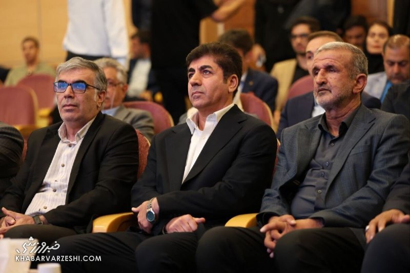 خبرورزشی: 🔵 فرار از دست خبرنگاران و خریدن زمان چاره کار نیست/ تاج هرچه زودتر تکلیف دبیرکل را مشخص کند📎 در سایت خبرورزشی بخوانید ➡️