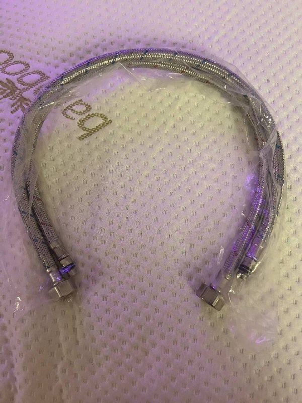 Гибкая подводка 60см, новая. 7 лари — фото 1