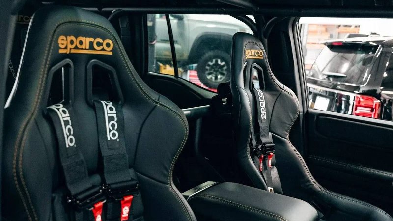 На выставке SEMA продемонстрировали экстремальный Land Cruiser Prado 3