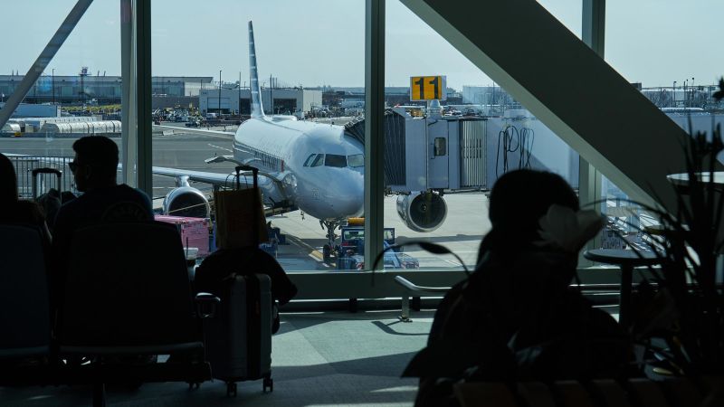Major delays at Newark Airport roll into sixth day as FAA cites air traffic control staffing issues