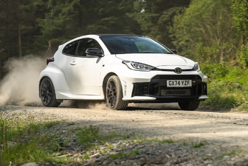 GR Yaris — это не просто хот-хэтч с тремя дверьми. Зарубежные источники сообщают