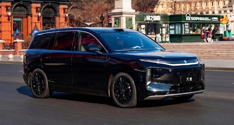 Новые электромобили BYD: до 1000 км хода и зарядка за 10 минут
