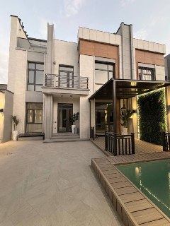 Продам евро дом Мирзо-Улугбекский районе Циалковском 2 сотоки 4 уровня