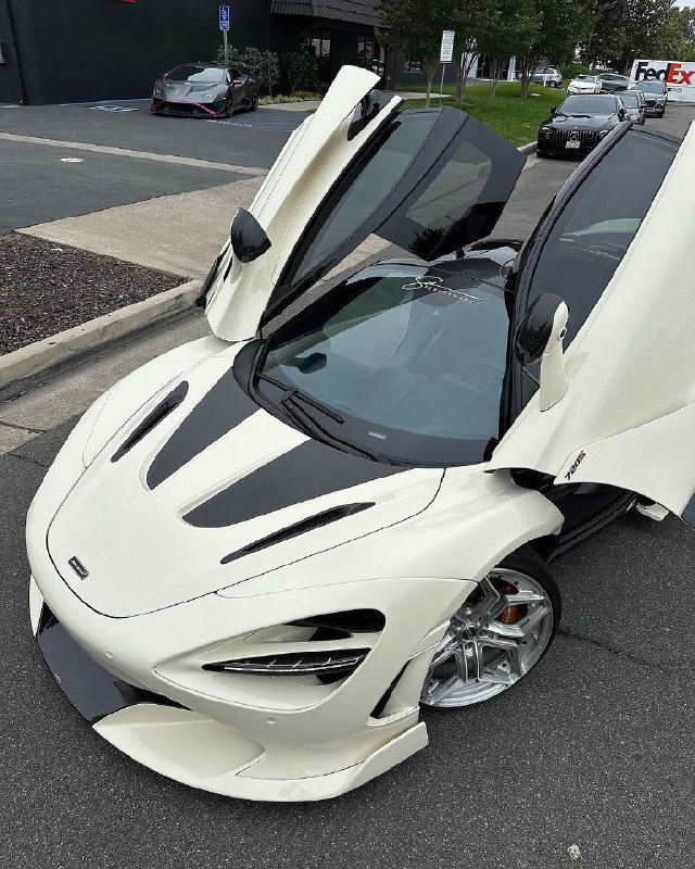 1000-сильный McLaren 720s 4