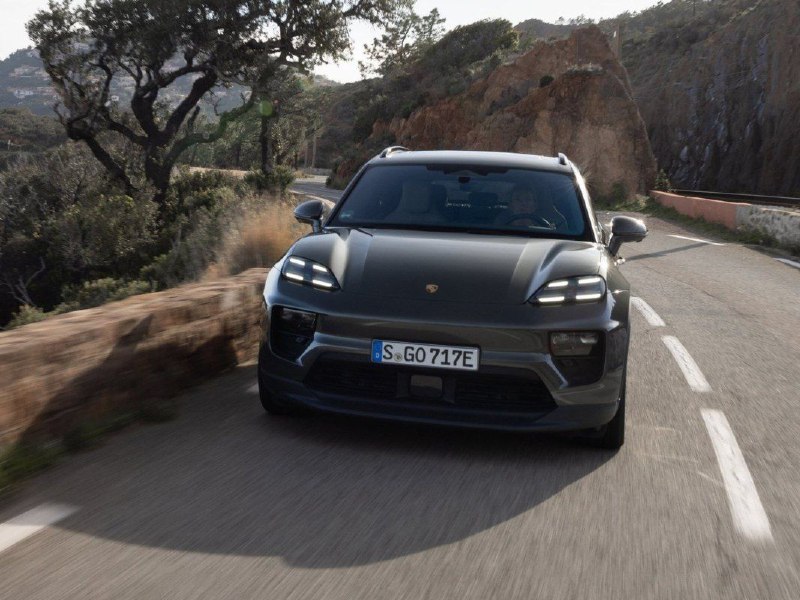 Генеральный директор Porsche заявил, что компания ...