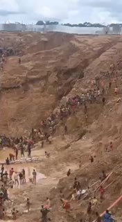 🇨🇫️ - מדיווחים עולה כי מכרה זהב קרס בחלקה המערבי של הרפובליקה המרכז אפריקאית. לפחות 107 בני אדם מתו.