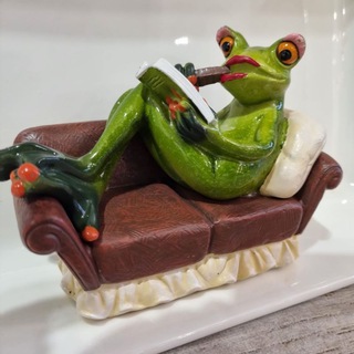 Telegram profile photo for Книжкова жаба