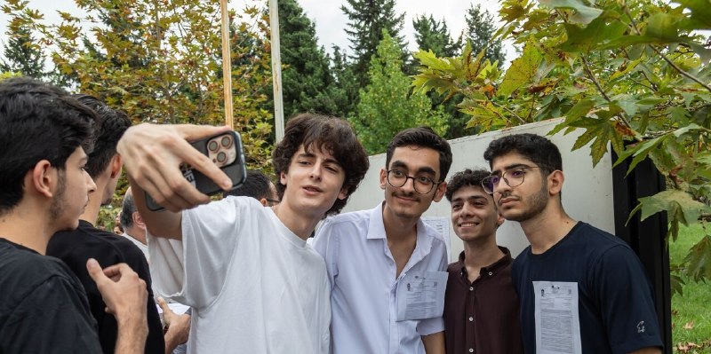 همای خبر گیلان🇮🇷: قبولیهای کنکور با یک ماه تأخیر وارد دانشگاه میشوند کلاسها حتمأ حضوری ستوزیر علوم:🔹قبولیهای کنکور امسال با یک ماه تاخ