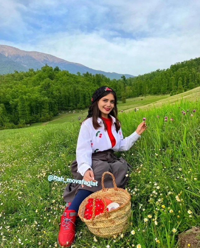قانون جذب و موفقیت: 🌼 اگر می دانستید که آدمها؛چقدر به بودن با همخندیدن ،حرف زدن ،درد دل کردن ،و چای نوشیدن با هم احتیاج دارندقدر عزیزانتان ر