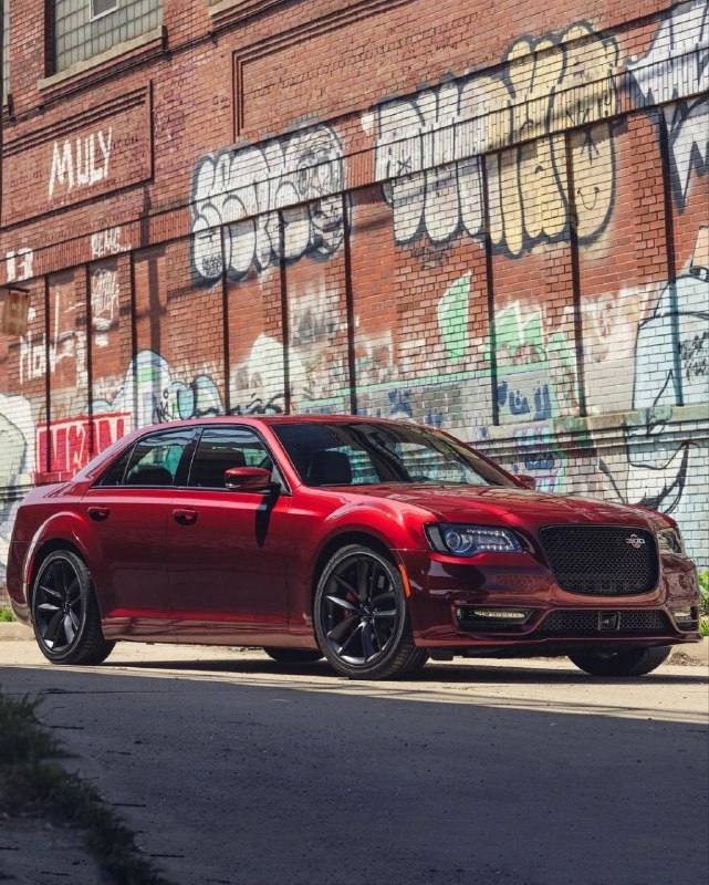 Прощаться всегда тяжело, но все же Chrysler 300C не собирается долго задерживаться в производстве, х 4