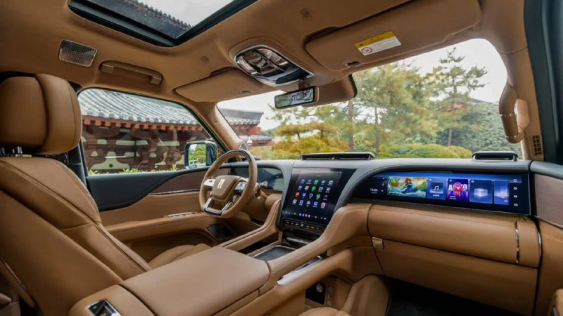 В Китае начались продажи удлинённой версии BYD Yangwang U8L 3