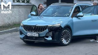 Редкие автомобильные номера серии АМР, принадлежавшие телеведущему Юрию Николаеву, готовы продать за 50 миллионов рублей.Об этом Mash рассказал один из представителей народного артиста. До 2006 года комбинация принадлежала ЦАБ МВД, а потом их переоформили 