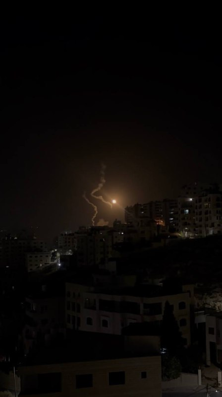 כוחות ישראל משליכים אבוקות ליד מעקף זואטה, ממערב לשכם