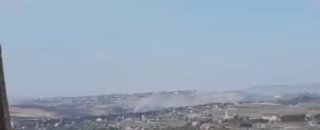 🏴שריפה פרצה בעיירה טלוסה כתוצאה מהפצצת ארטילריה.