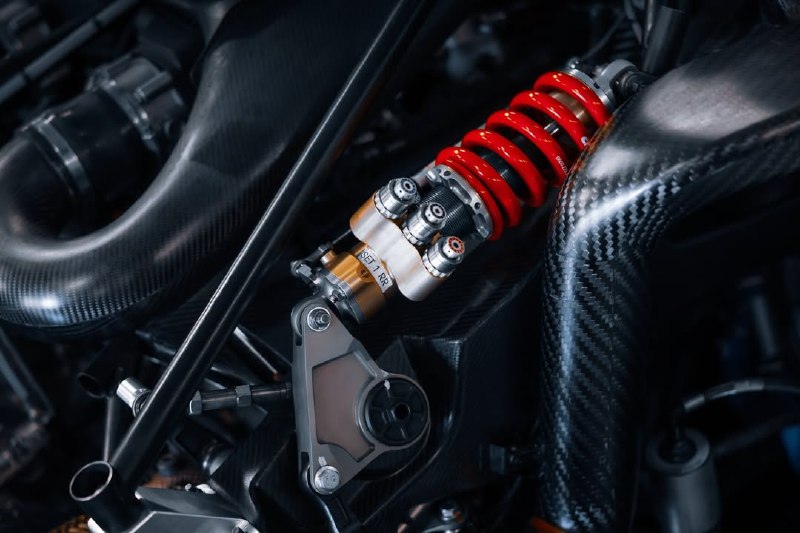 Rossa LM GT 5