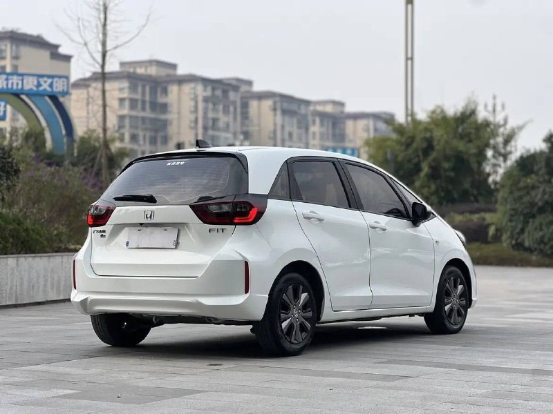 Honda Fit 2022 фото 5