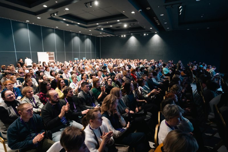 В Оренбургской области состоялся первый съезд учителей информатики фото