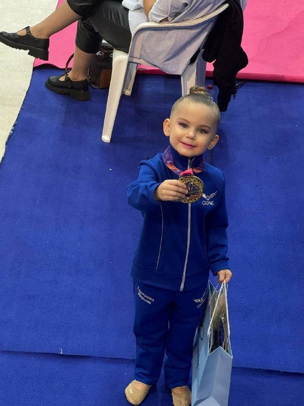 Юная дагестанская гимнастка Марьям Гаджиева блеснула на международном турнире в ОАЭ фото