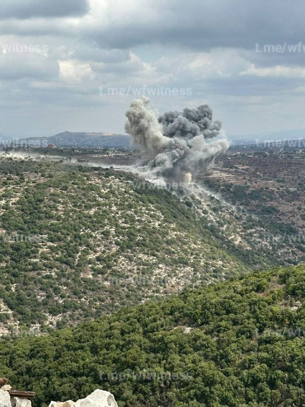 Pictures from Zawtar el-Charqiyeh, southern Lebanon.