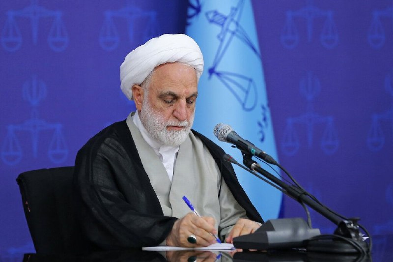 خبرگزاری بین المللی شفقنا: 🔴دادستان انتظامی قضات منصوب شد/ ۹ انتصاب جدید در قوه قضاییه⬅️رئیس قوه قضاییه، «حجتالاسلاموالمسلمین علی عبداللهی» را ب