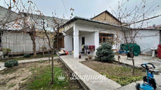 Shahar markazida qurilish uchun 4,4 sotix yer