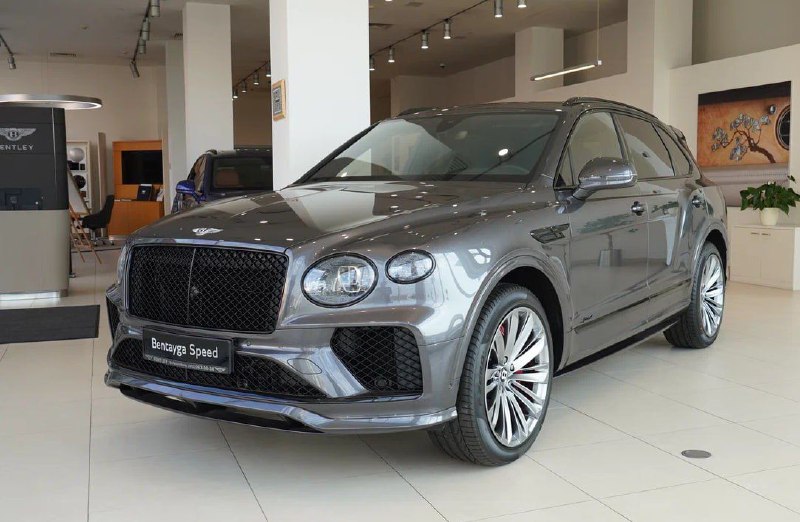 Bentley Bentayga стала самым продаваемым люксовым автомобилем в России