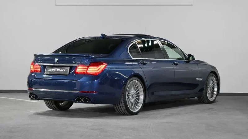В Москве в продаже нашли редчайшую Alpina B7 с пробегом всего 5000 км за 14 лет. 6