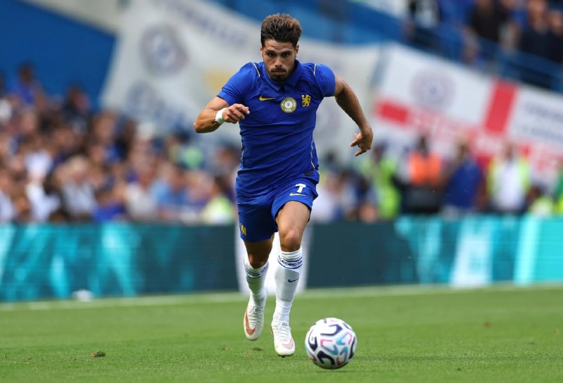 CHELSEA CF: فابریزیو رومانو، اسکای ایتالیامنچسترسیتی نیز به پدرو نتو علاقهمند است اما ارزشگذاری 100 میلیون پوندی چلسی را بیش از حد