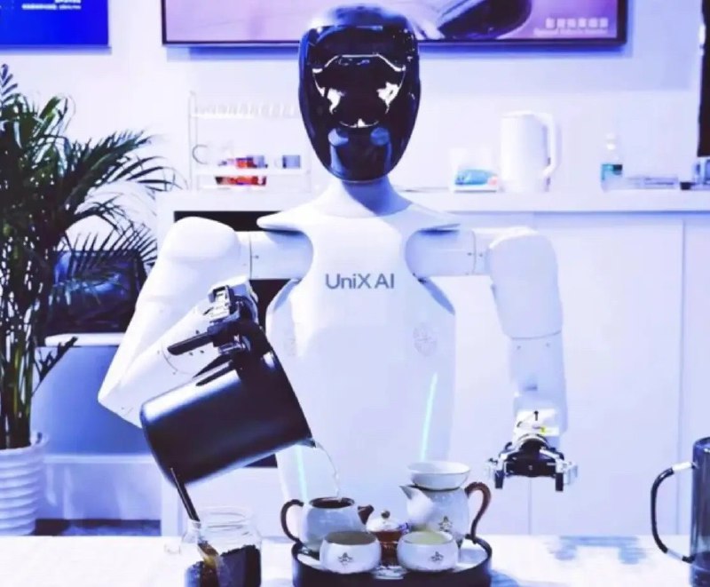 【天使+++++轮3亿融资敲定！】优理奇机器人（UniX AI）作为一家2024年4月才成立的初创公司，在半年内已完成了至少五轮融资，融资节奏非常快，已累计披露的融资金额达数亿元