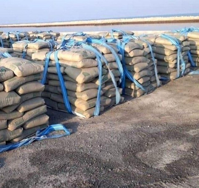 همای خبر گیلان🇮🇷: نخستین محموله ۳ هزار تنی سیمان خزر به روسیه صادر شد🔹نخستین محموله ۳ هزار تنی سیمان خزر با هدف ورود به بازار روسیه از گیل