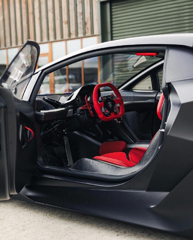 Lambo 8