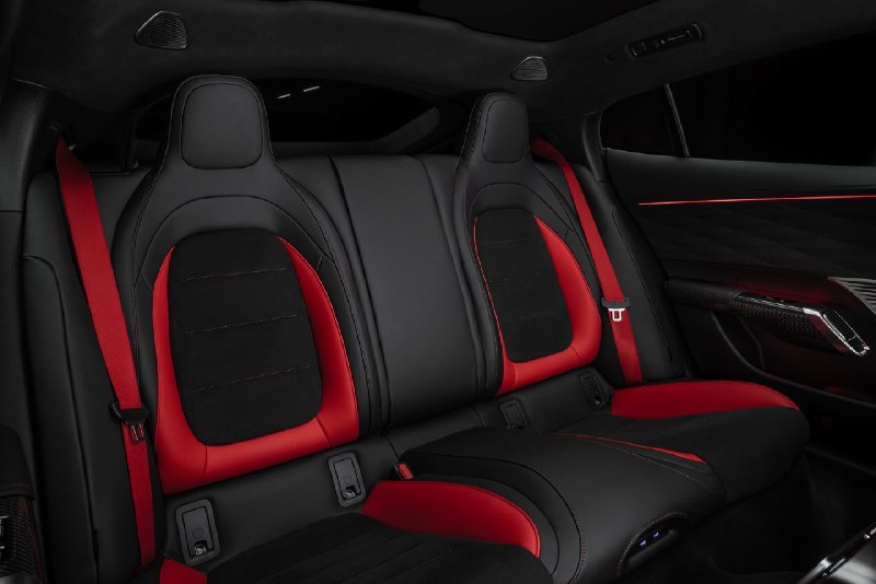 Mercedes-AMG представил 1169-сильный электроспорткар 2