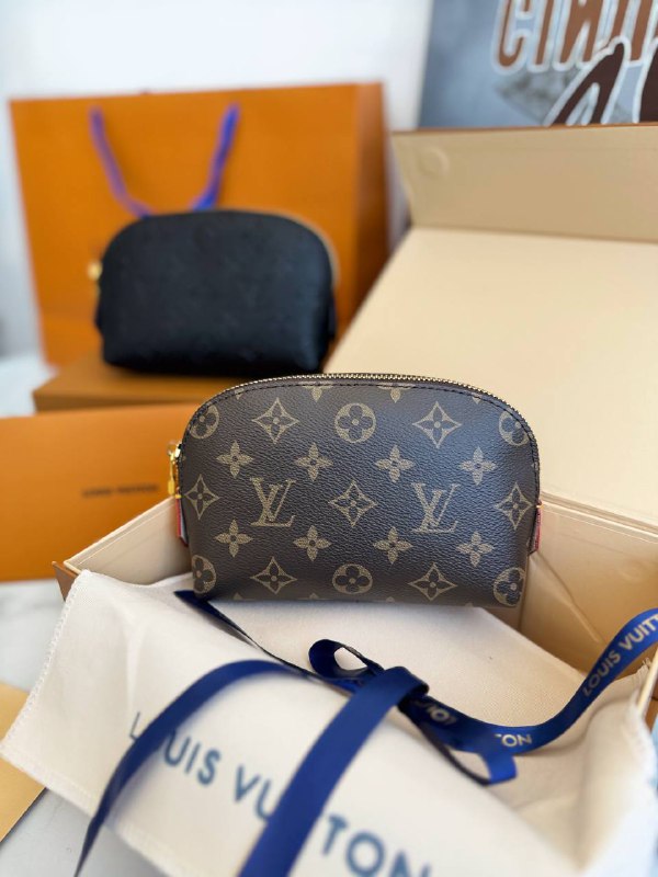 Louis Vuitton Косметичка Louis Vuitton Cosmetic PM Pouch, фото 11