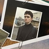 Карев фотографирует