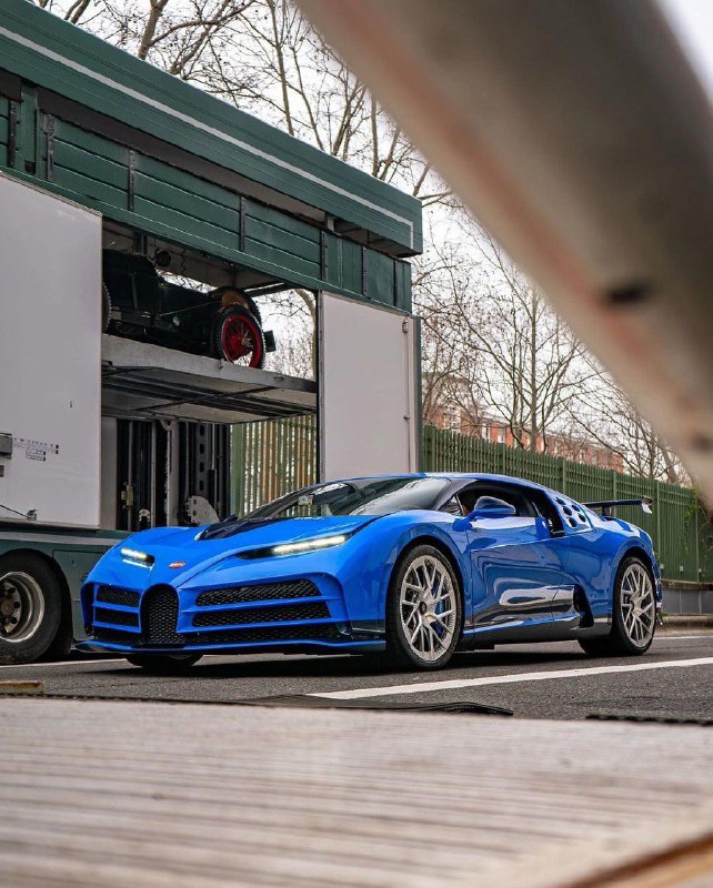 Bugatti Centodieci 7