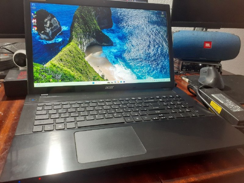 Продаю ноутбук Acer V3-772G — фото 1