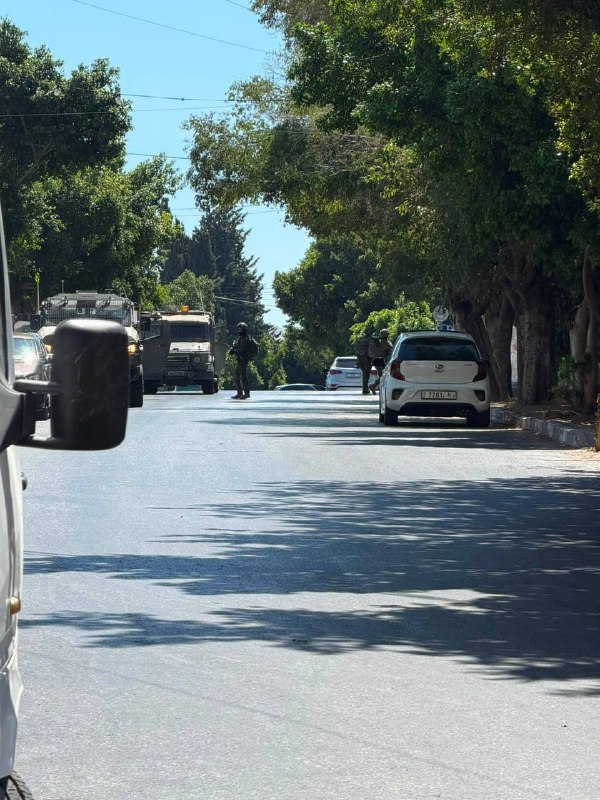 תנועות כוחות הכיבוש לעבר רחוב האוניברסיטה הישנה בשכם..