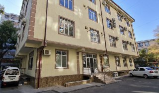 Продается Здание , Бизнес центр , Метро Ойбек , Ц 7