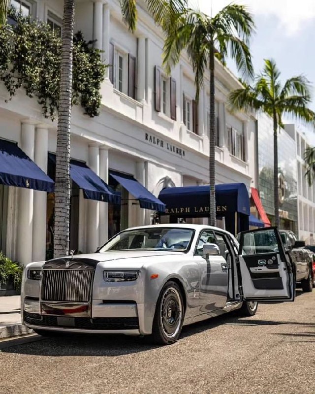 Rolls-Royce Phantom 1