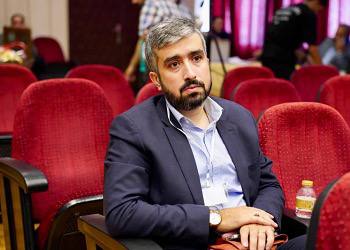 ستارگان کاراته: ✅ خرازیان رئیس هیات کاراته استان تهران شد🔹فرشاد خرازیان با رای اعضای مجمع، رئیس هیات کاراته استان تهران شد.🔗لینک خبر👇htt