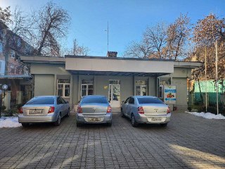 Аренда офиса (500 кв. метров) со своей парковкой