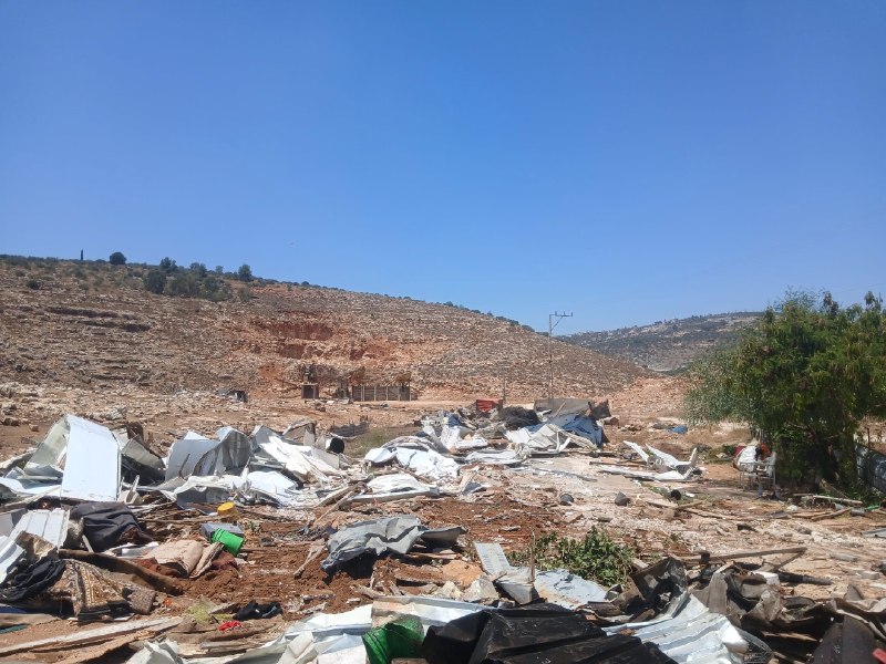 ההשפעות של הריסת דחפורי הכיבוש של בתי המגורים של העדה הבדואית שנבנו על אדמות ממערב לכפר עסירה אל-קיבליה, מד…