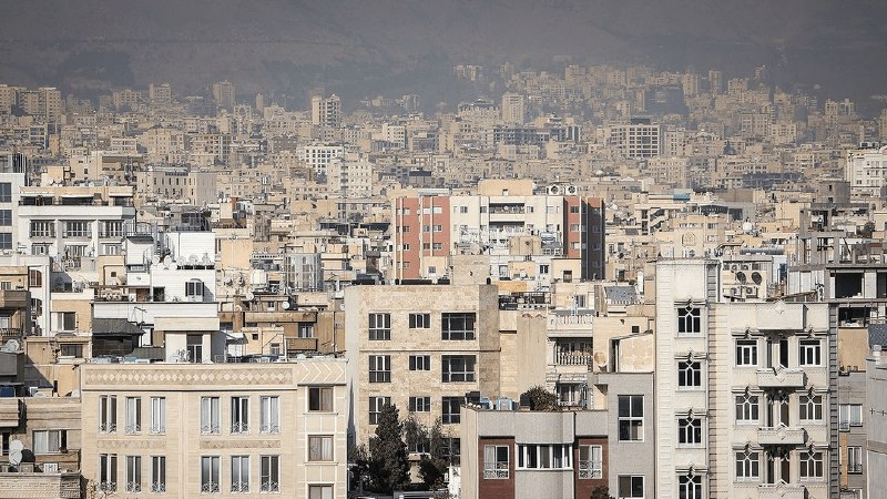 اخبار تهران - خبرگزاری فارس: دیوار خرید خانه کوتاه‌تر می‌شود🔹سقف وام مسکن برای زوجین تهرانی به دو میلیارد تومان رسید؛ مصوبه‌ای که در کنار آغاز واگذار
