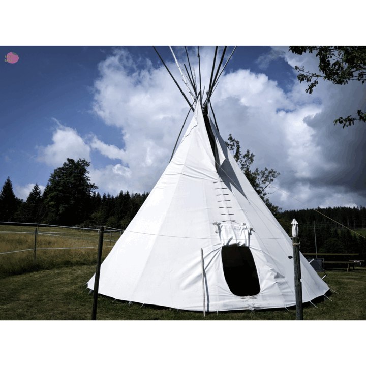 德國黑森林 | 魔法黑森林裡的印第安帳篷