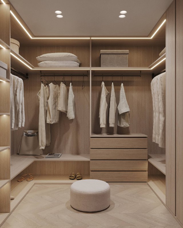 Показываем светлую, просторную и очень удобную гардеробную из проекта Открытые и закрытые зоны хранения, выдвижные ящики, отдельные секции для аксе... - изображение 4 - показываем, светлую, просторную