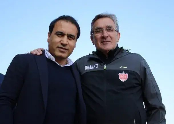 Varzesh90: ⚽ #ورزش90🔴 تو اسطوره فوتبال ایران و آلمانی/ دیدار صمیمانه برانکو با مهدوی مهدویکیا (عکس)🗞 سرمربی سابق تیم ملی ایران